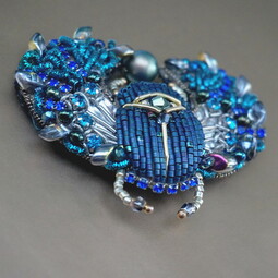 Green-blue scarab