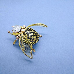 Gold bee