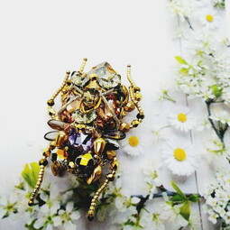 Crystal bug