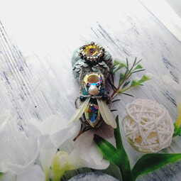 Fly and flower